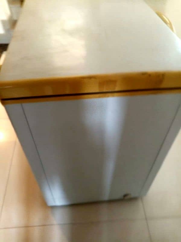 deep freezer imported AFTRON excellent working condition 5