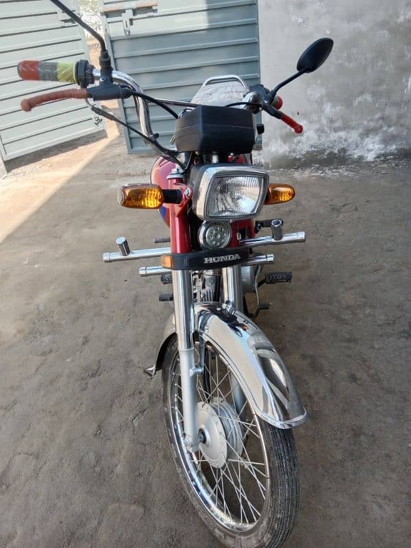 Honda CD70 For Sale 3