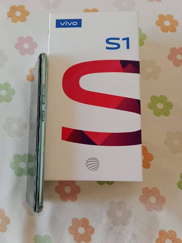 Vivo S1 3