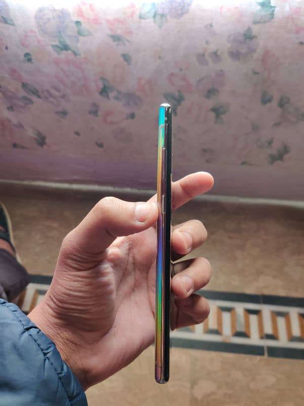 Samsung Note 10 plus 6