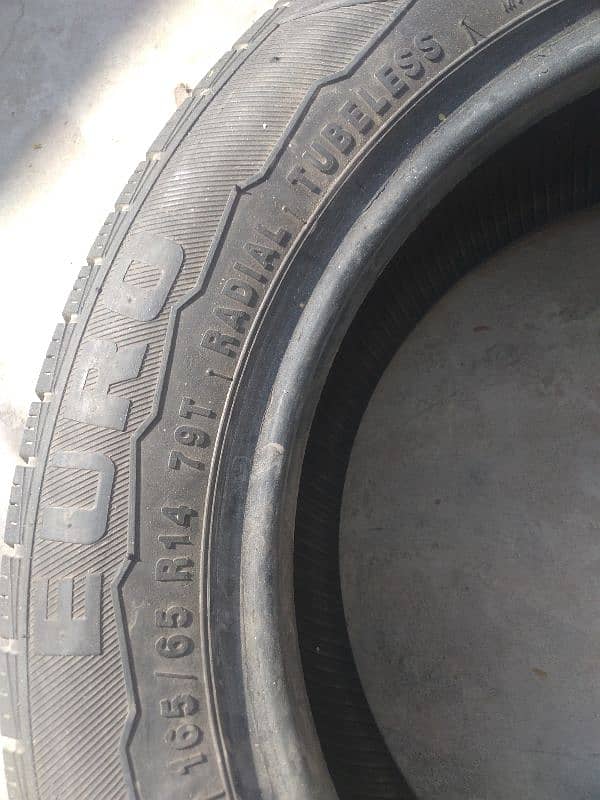 165/65 R14 radial 0