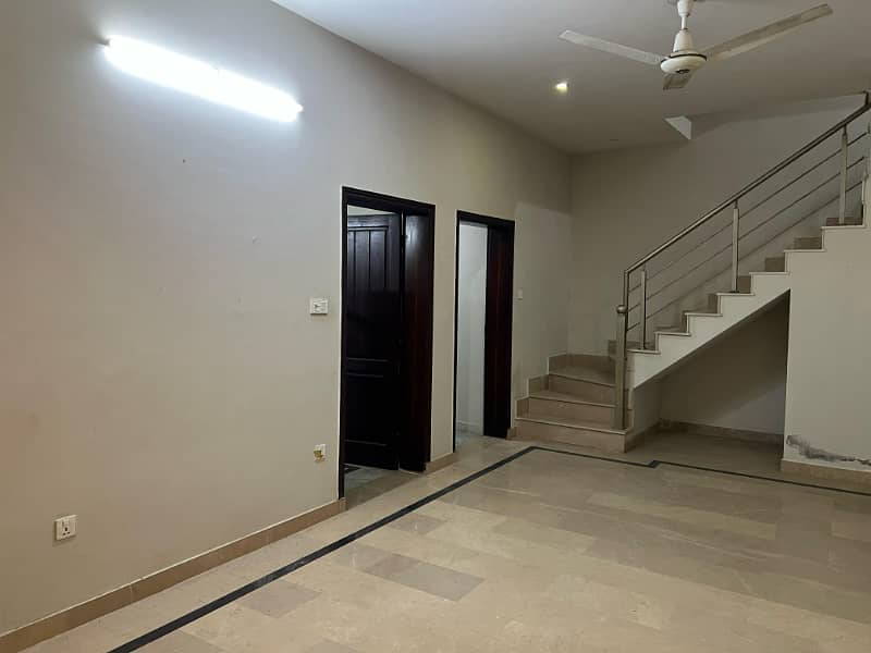 7 Marla lower portion (Basement) for Rent in G-13/3 1