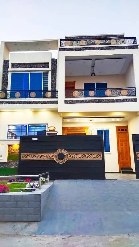 10 marla Upper portion available for Rent G-14/4 Contact:-0347-7163075 0