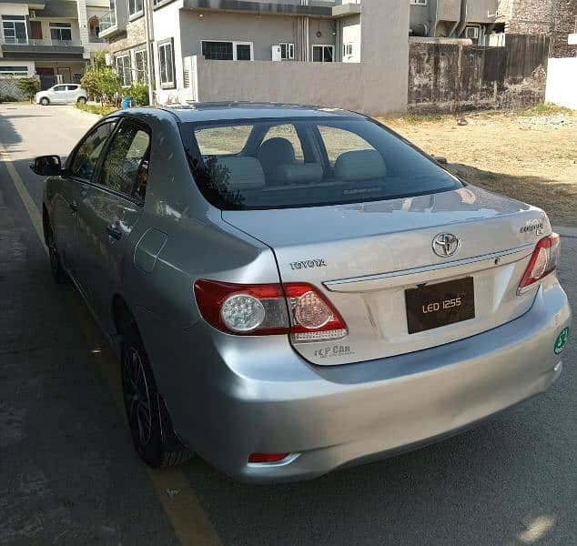 Toyota Corolla GLI 2011 14