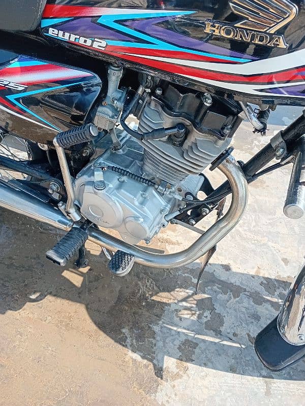 Handa cd 125 model 2019 urgent sale 6