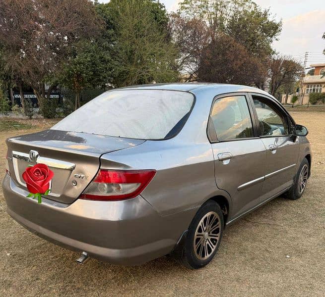 Honda City Vario 2005 Model. 5