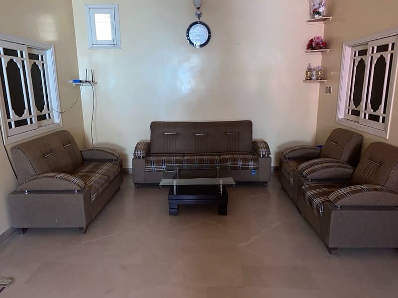 7 seater sofa set with table condition like new non use 3