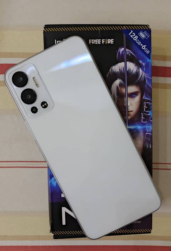 infinix Hot 12 6+5/128 with box condition 10/10 urgent for sale 0