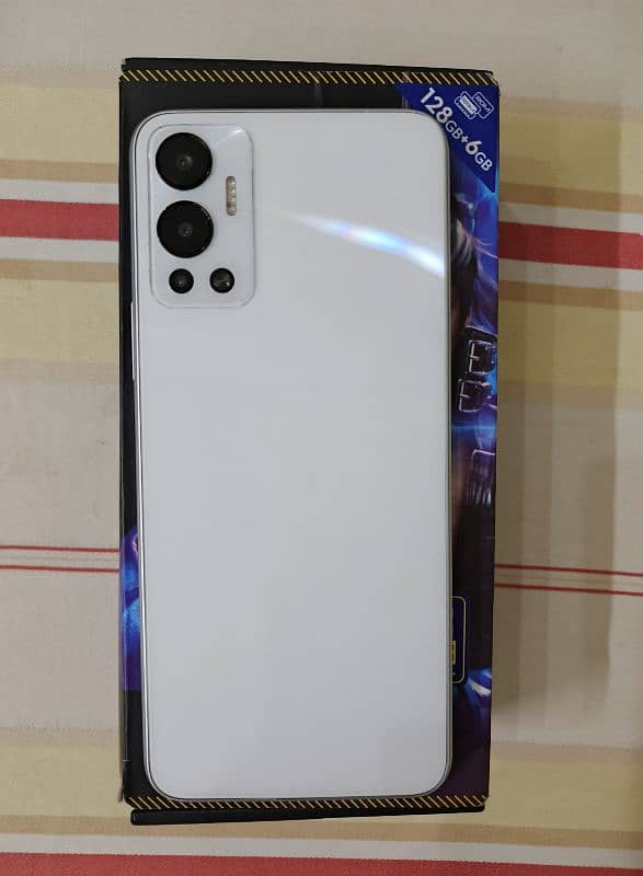 infinix Hot 12 6+5/128 with box condition 10/10 urgent for sale 3