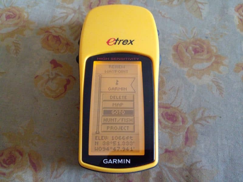 garmin etrex h gps high sensitivity in good condition 0