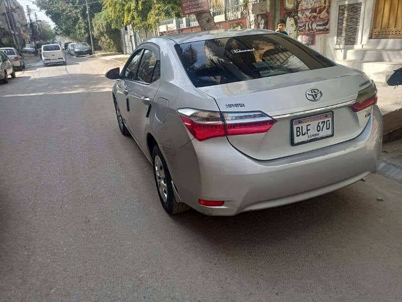 Toyota Corolla GLI 2017 in very good condition 7