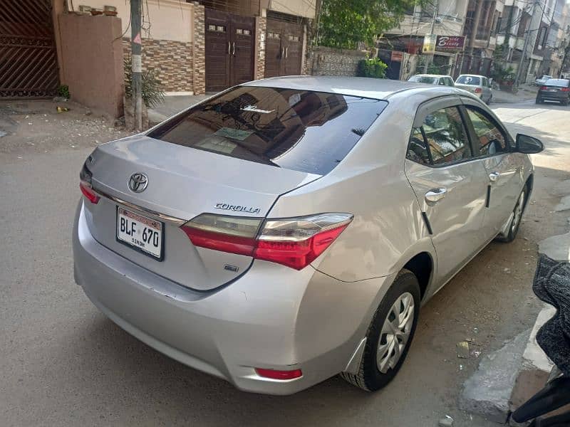 Toyota Corolla GLI 2017 in very good condition 10