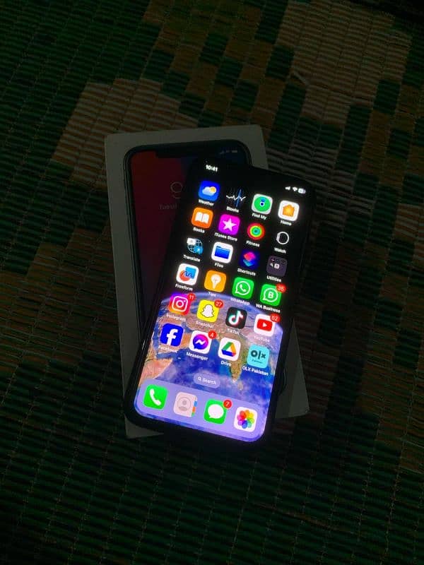 iPhone X 256GB WhatsApp 03122460908 9