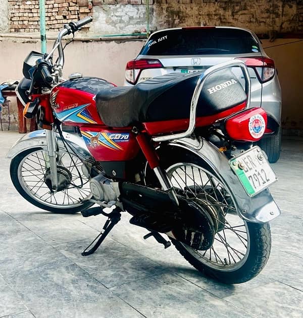 Honda cd 70 home used frist owner orignal doumneta 1