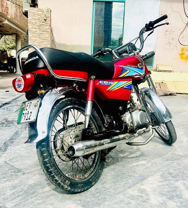 Honda cd 70 home used frist owner orignal doumneta 2