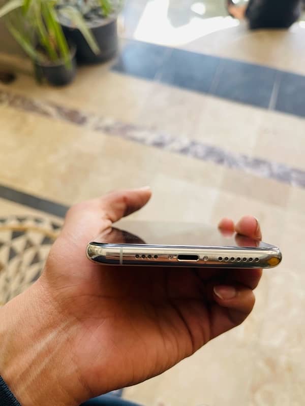 iPhone 11 pro max pta approved 3