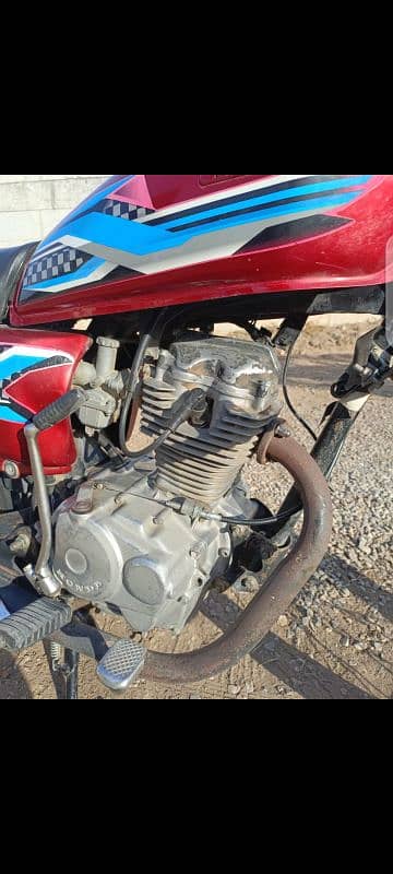 Honda 125 good condition urgent sell 1