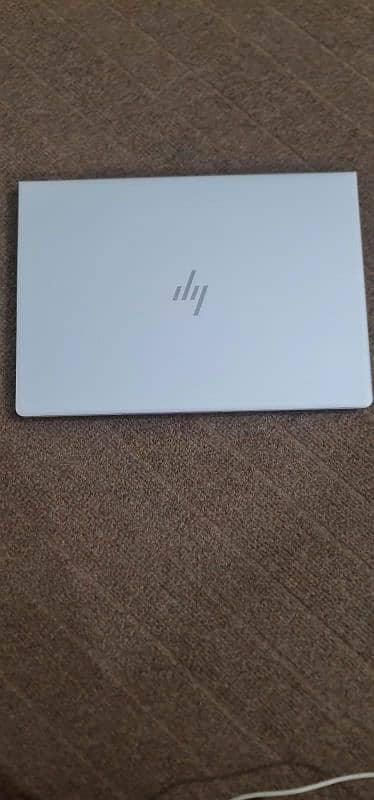 HP Elite book 840 G5 3