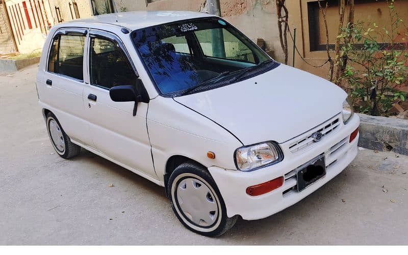 Daihatsu Cuore 2002 1