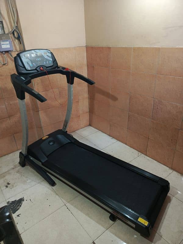 Slim Line Automatic Treadmill 4