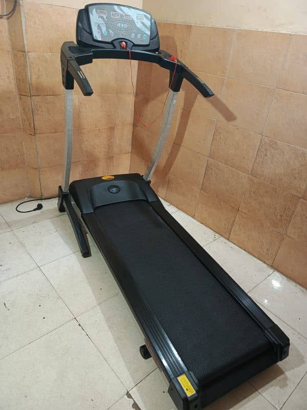 Slim Line Automatic Treadmill 5