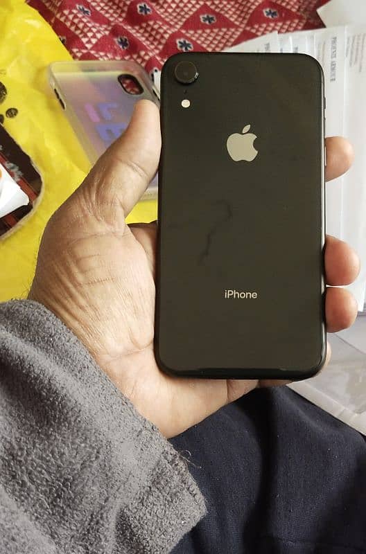 iPhone XR 0