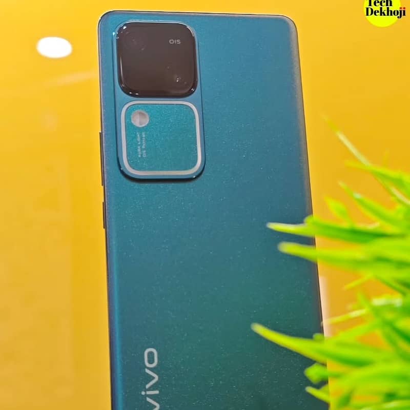 VIVO V30 5G  V30  VIVO V30 GREEN 2