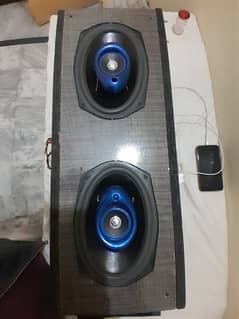 car speaker with box