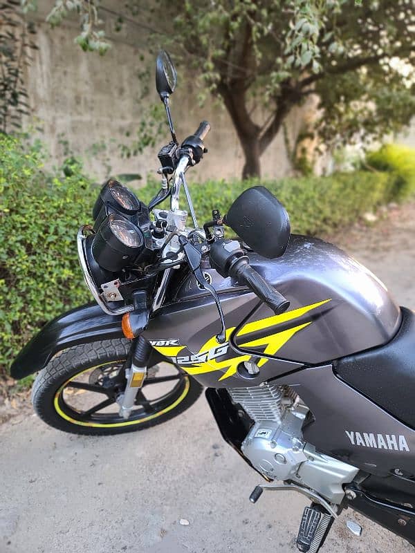 Yamaha YBR 125 G 3