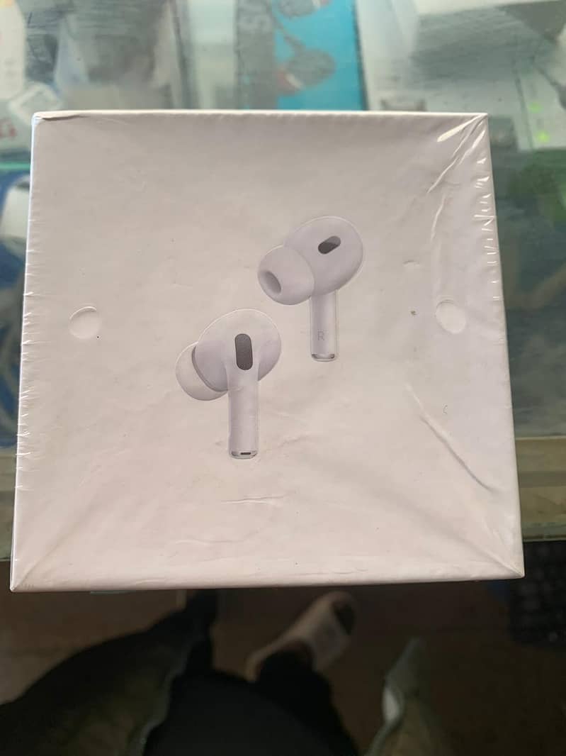 ALL TYPES OF HANDFREE AIRPODS HOLSALE PRICE ME 8