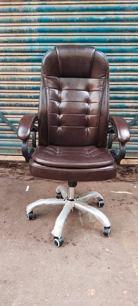 Executive Chairs in Karachi   Executive Chairs Price in Karachi 15