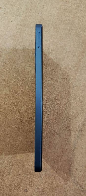 REALME C63 6/128GB LUSH CONDITION 4