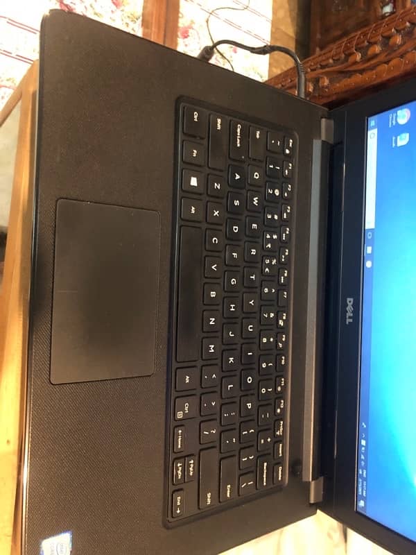 Urgent sale One hand Use core i7 7th generation 4