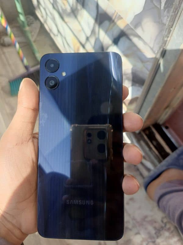 Samsung A05 6/128 box available 0