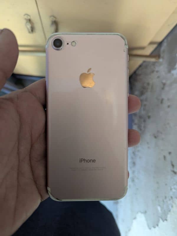 iPhone 7 condition 10 by9 bhai pass hai  non pta 0