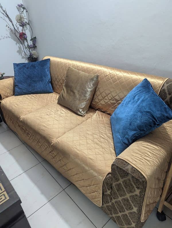 7 Seater new condition sofa set 2