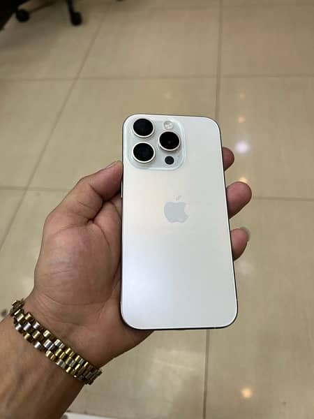 iphone 15 pro 2