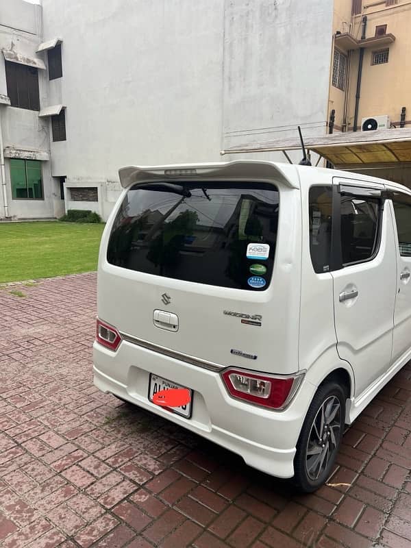 Suzuki Wagon R Hybrid 2018 1