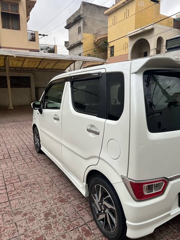 Suzuki Wagon R Hybrid 2018 4