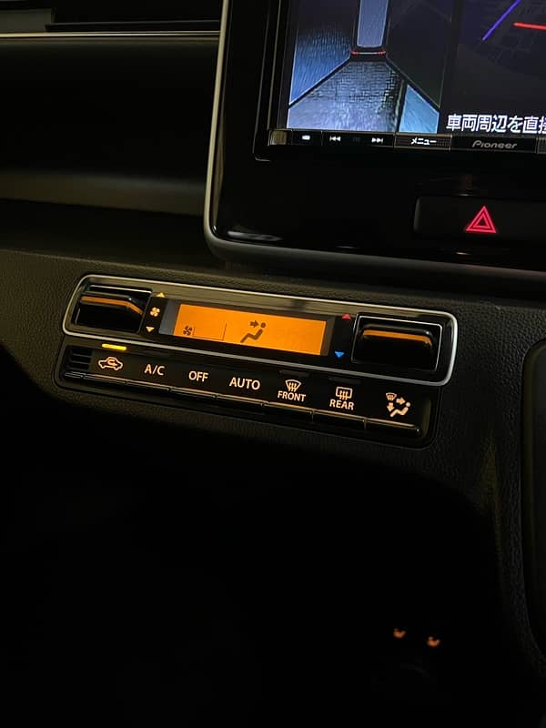 Suzuki Wagon R Hybrid 2018 9