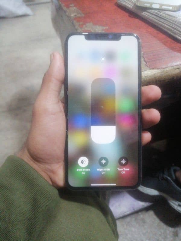 iphone xsmax 10by10 jv 3