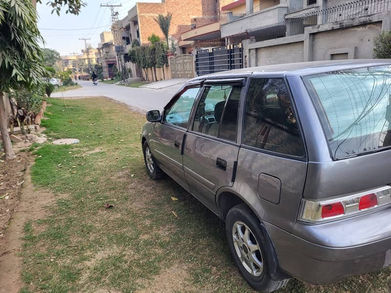 Suzuki cultus 2016 Model 4