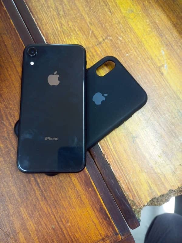 I phone XR non pta JV 64GB Waterpack 1