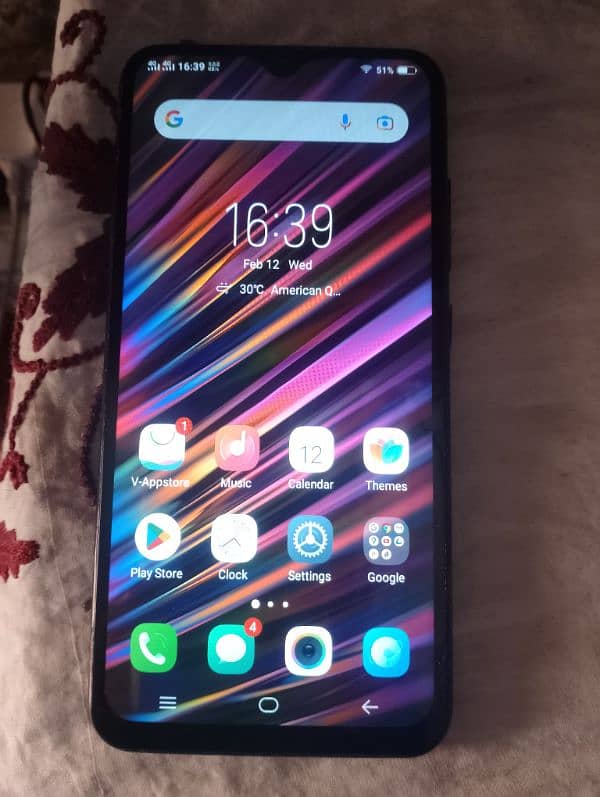 vivo y90 with box 4