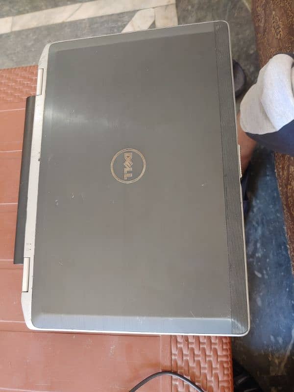 Dell Latitude i5 1