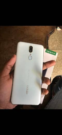 oppo f11 8gb ram 256gb ROM battery timing Achi ha