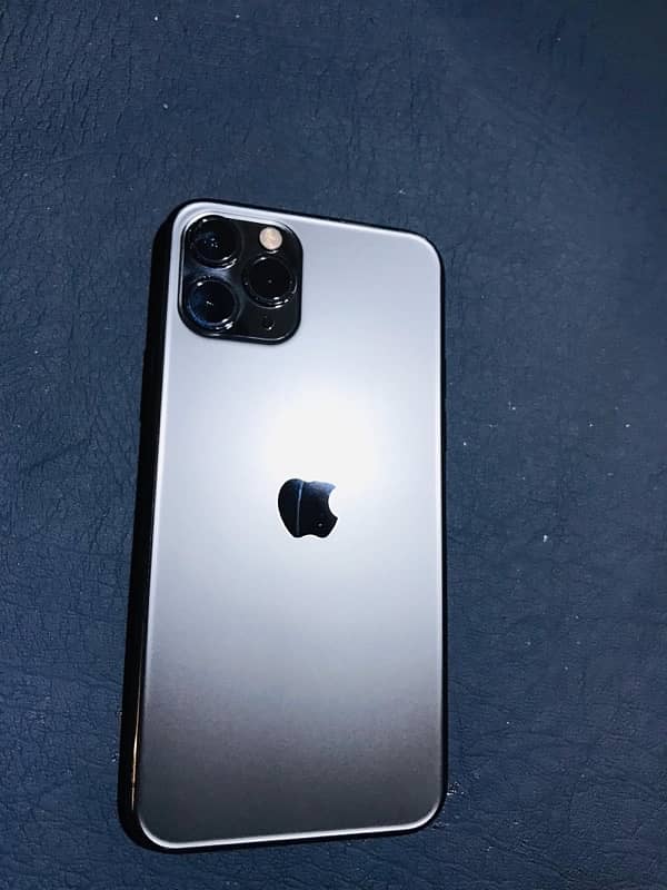 iPhone 11 Pro 64GB non pta jv 6