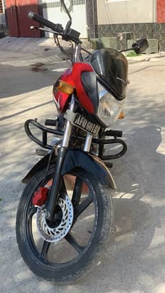 Honda CB 125F