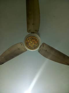 4 ceiling fans good condition Low price