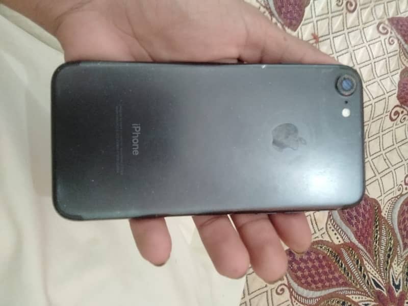 iPhone 7 32 gb 2